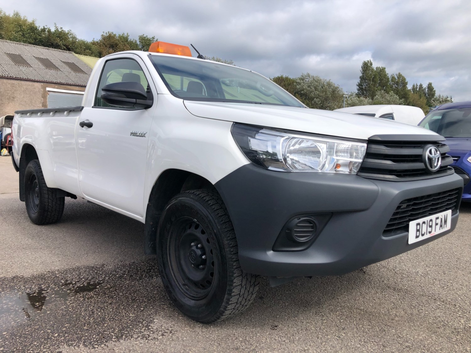 Toyota Hilux Listing Image