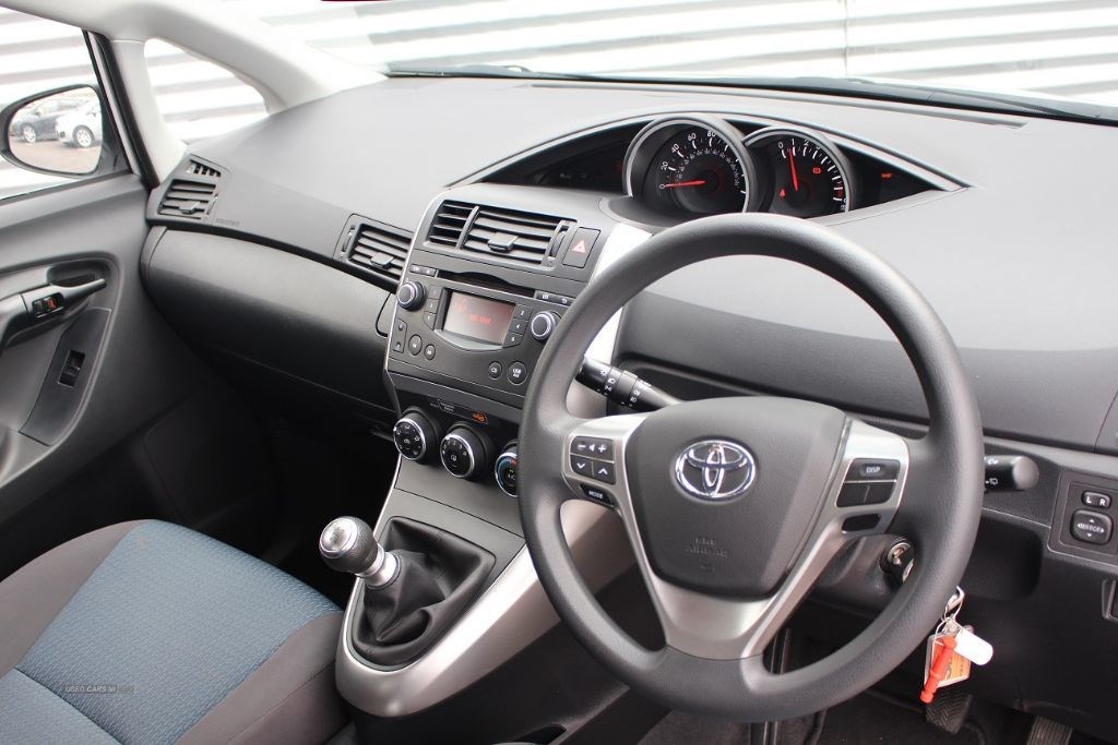 Toyota Verso Listing Image