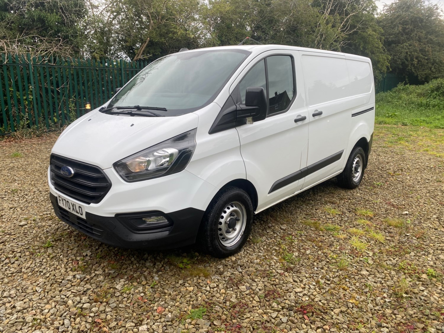 Ford Transit Custom Listing Image