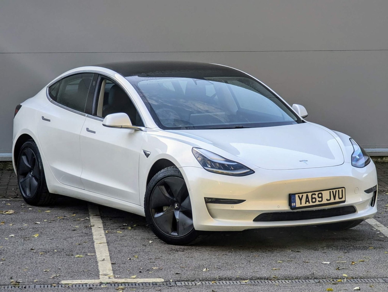 Tesla Model 3 Listing Image