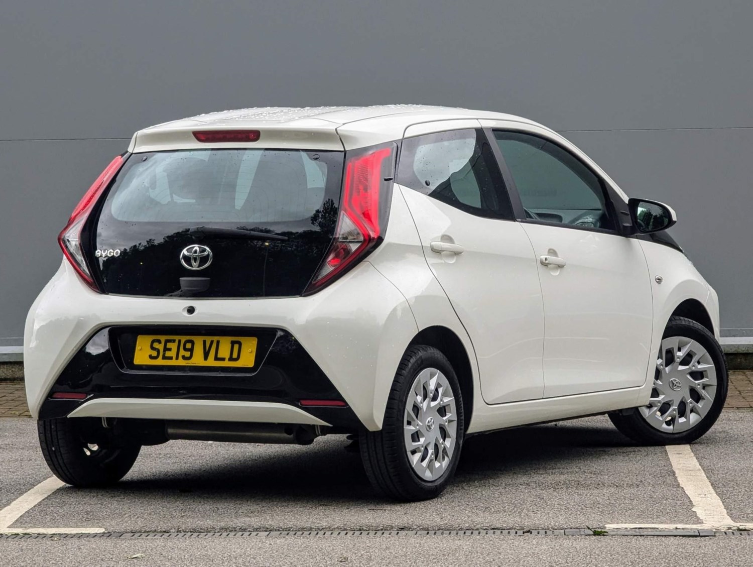 Toyota AYGO Listing Image