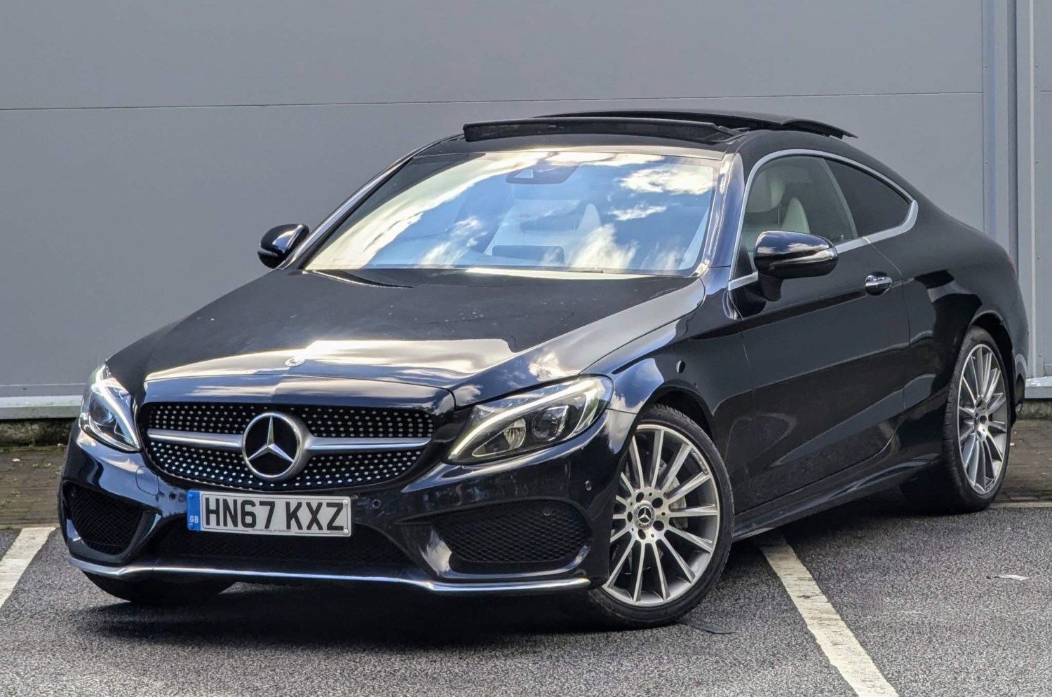 Mercedes-Benz C-Class Listing Image