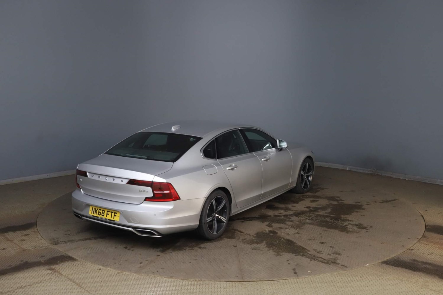 Volvo S90 Listing Image