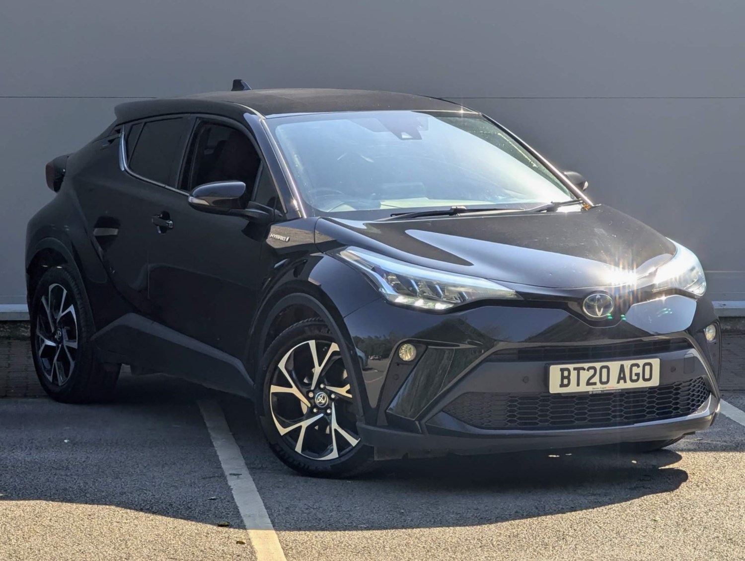 Toyota C-HR Listing Image