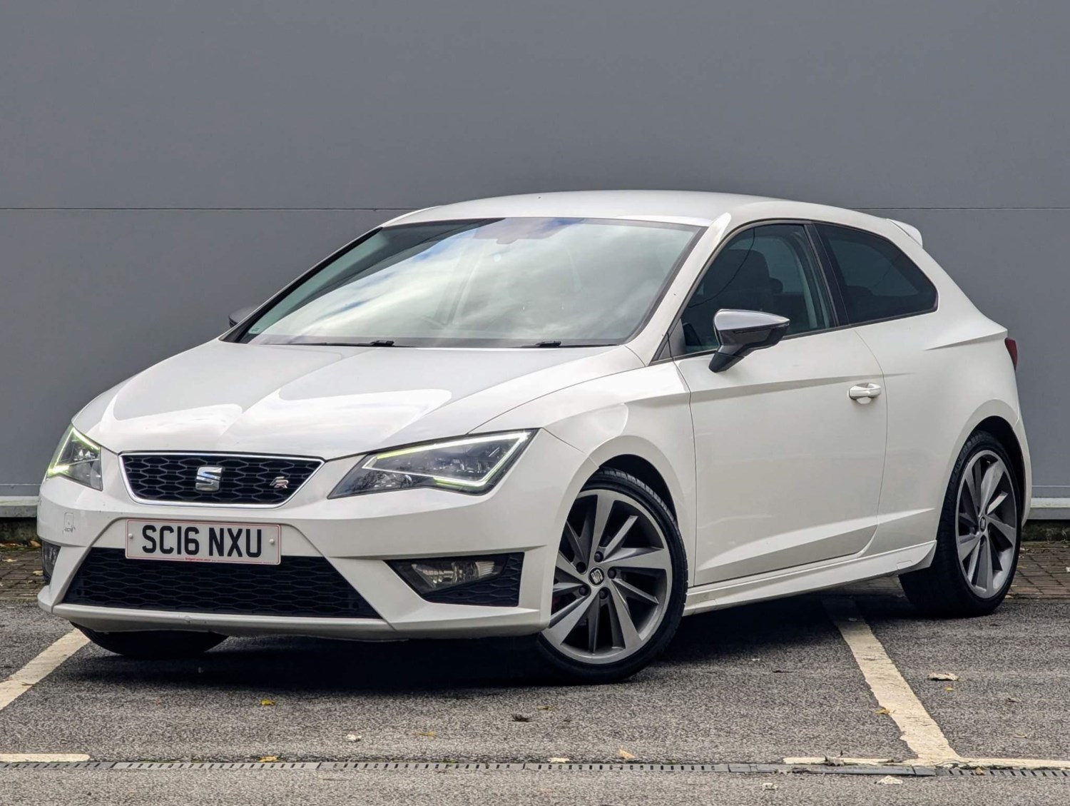 SEAT Leon Listing Image