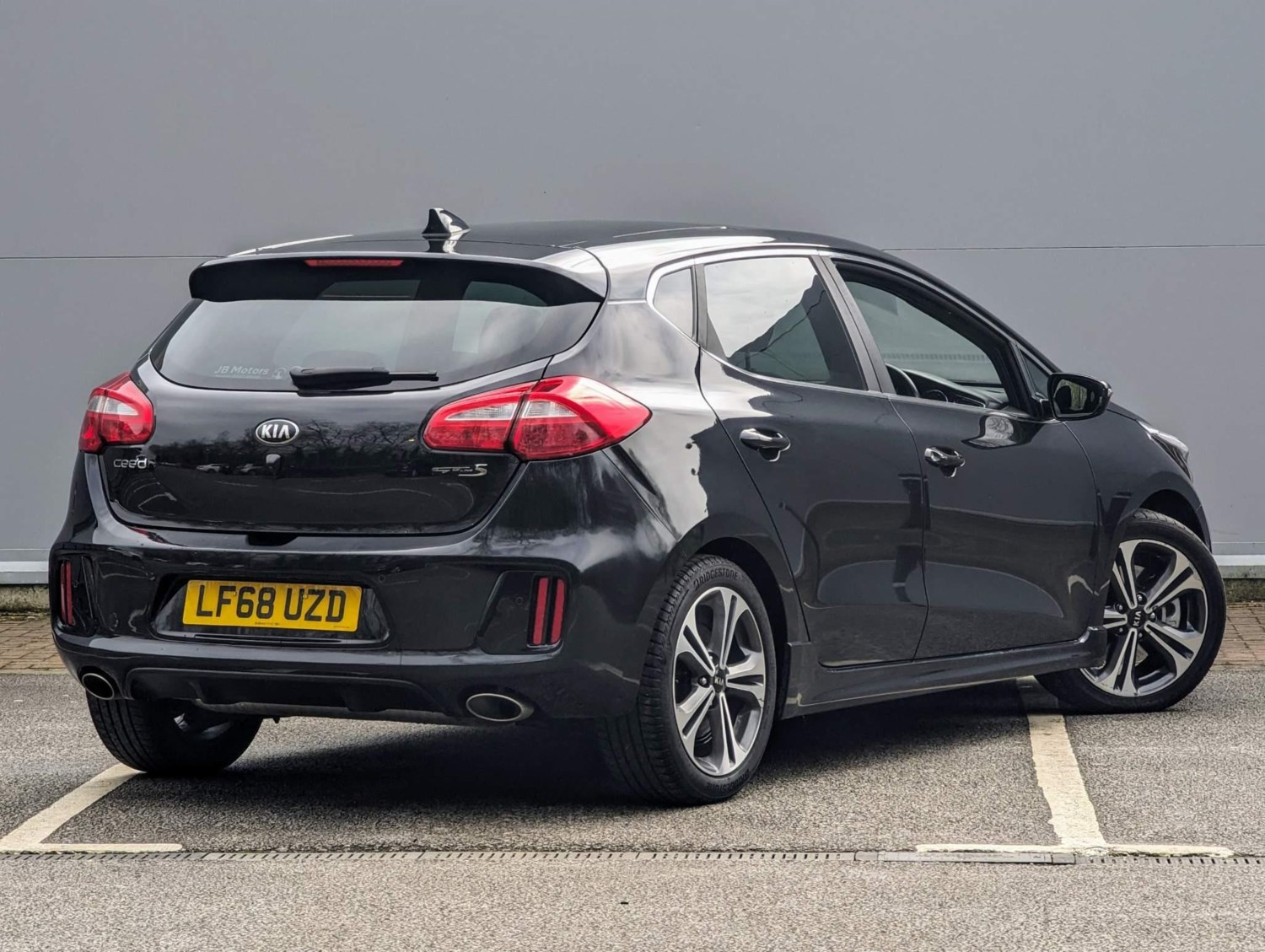 Kia Ceed Listing Image