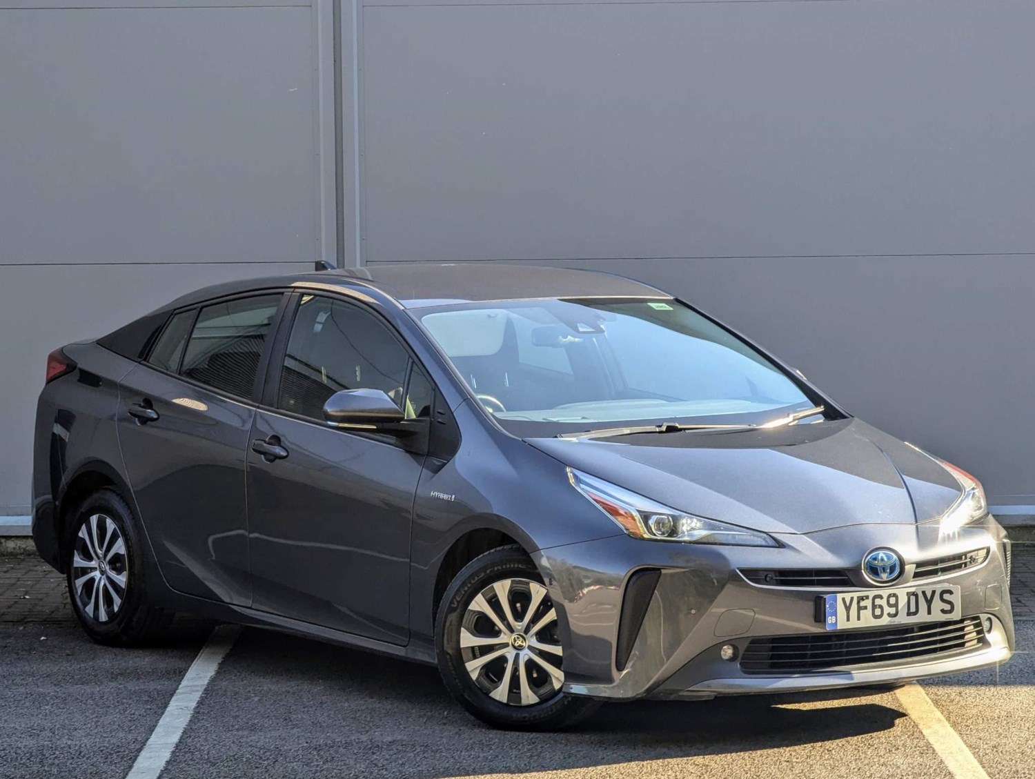 Toyota Prius Listing Image