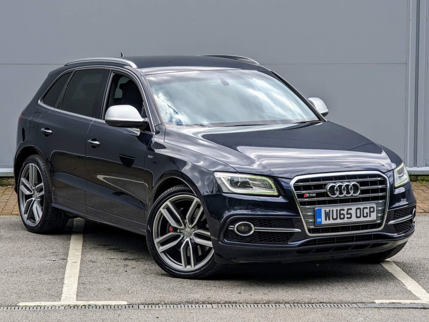 Audi SQ5 Listing Image