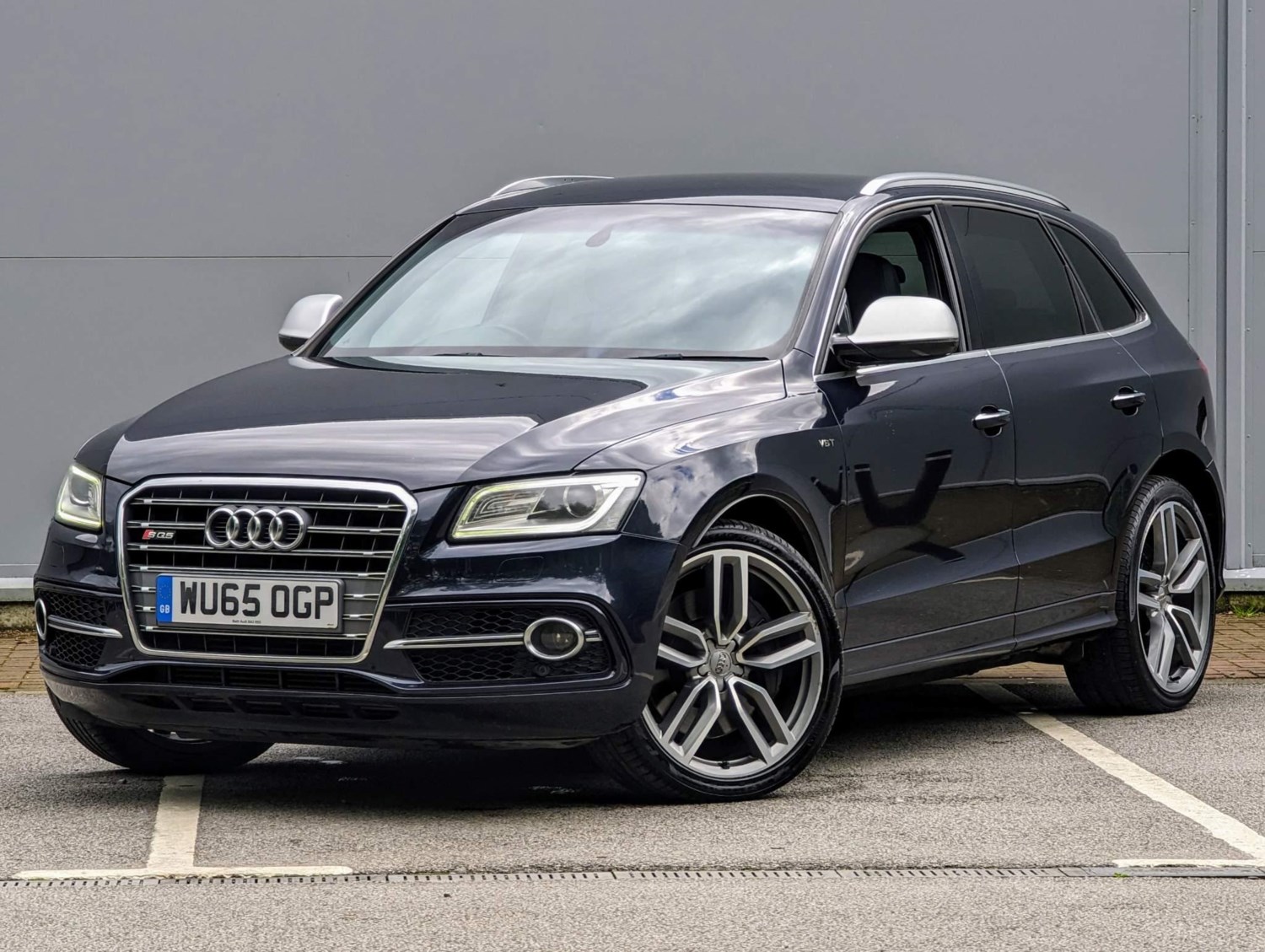 Audi SQ5 Listing Image