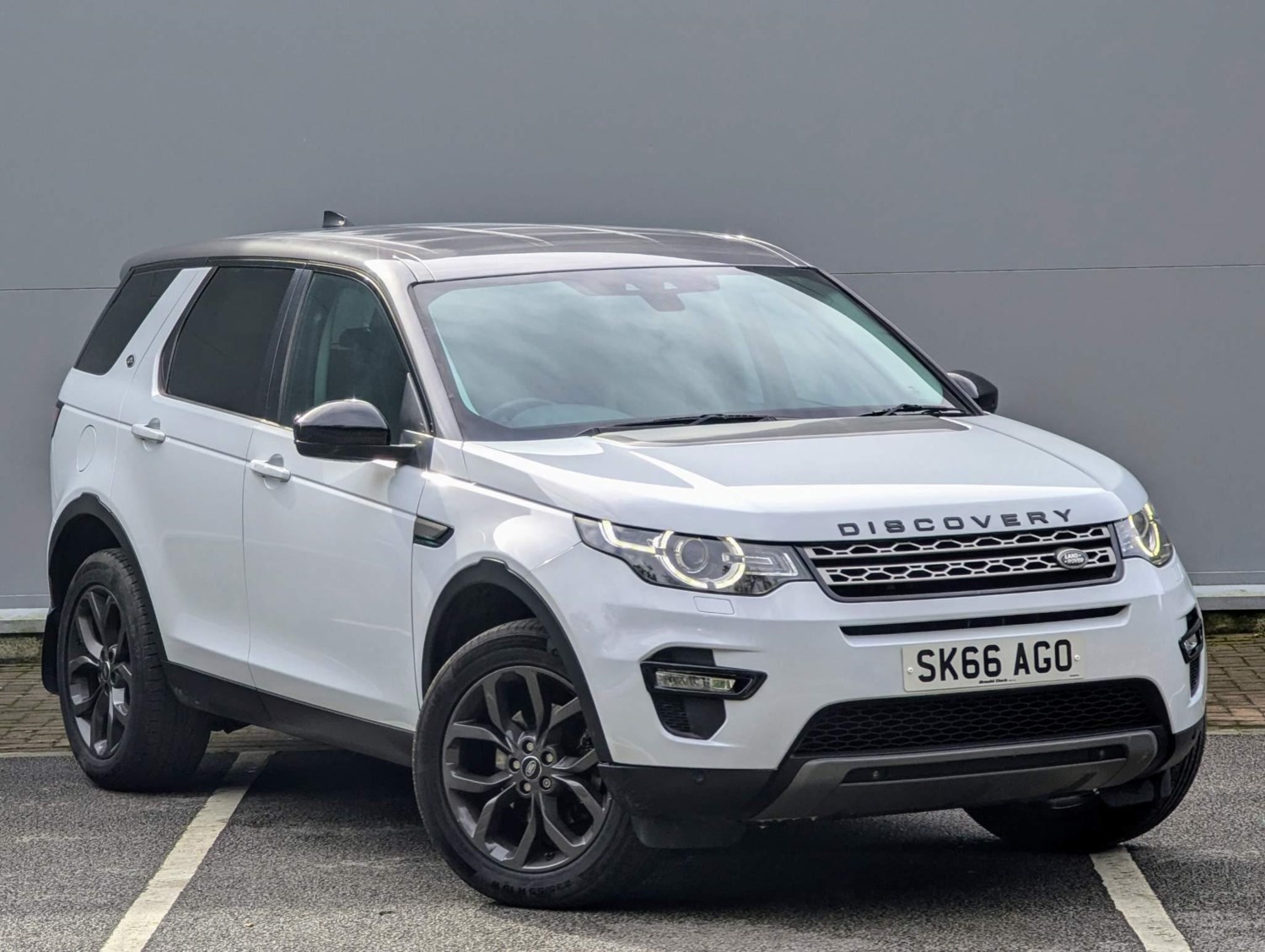 Land Rover Discovery Sport Listing Image