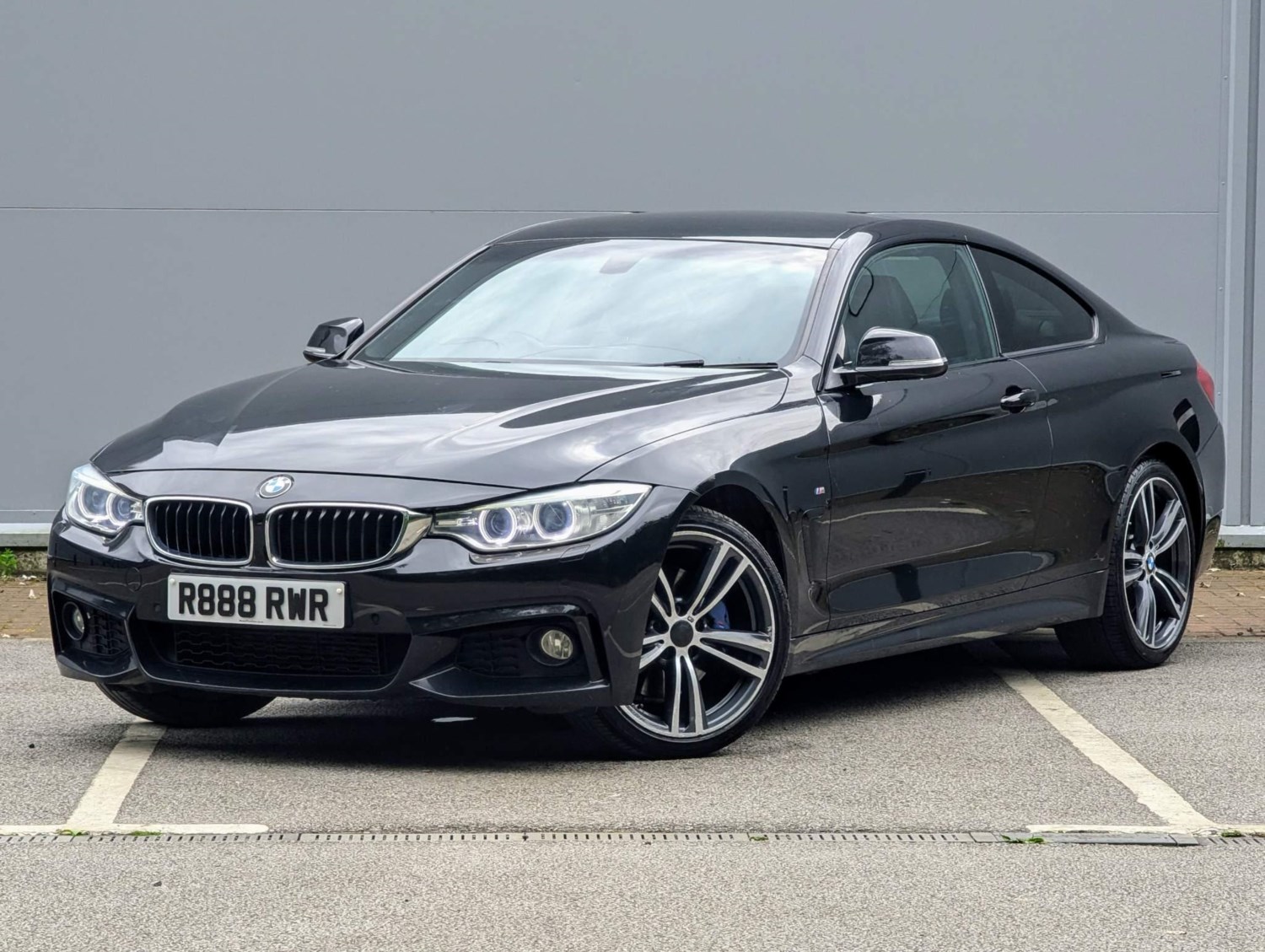 BMW 4 Series Listing Image