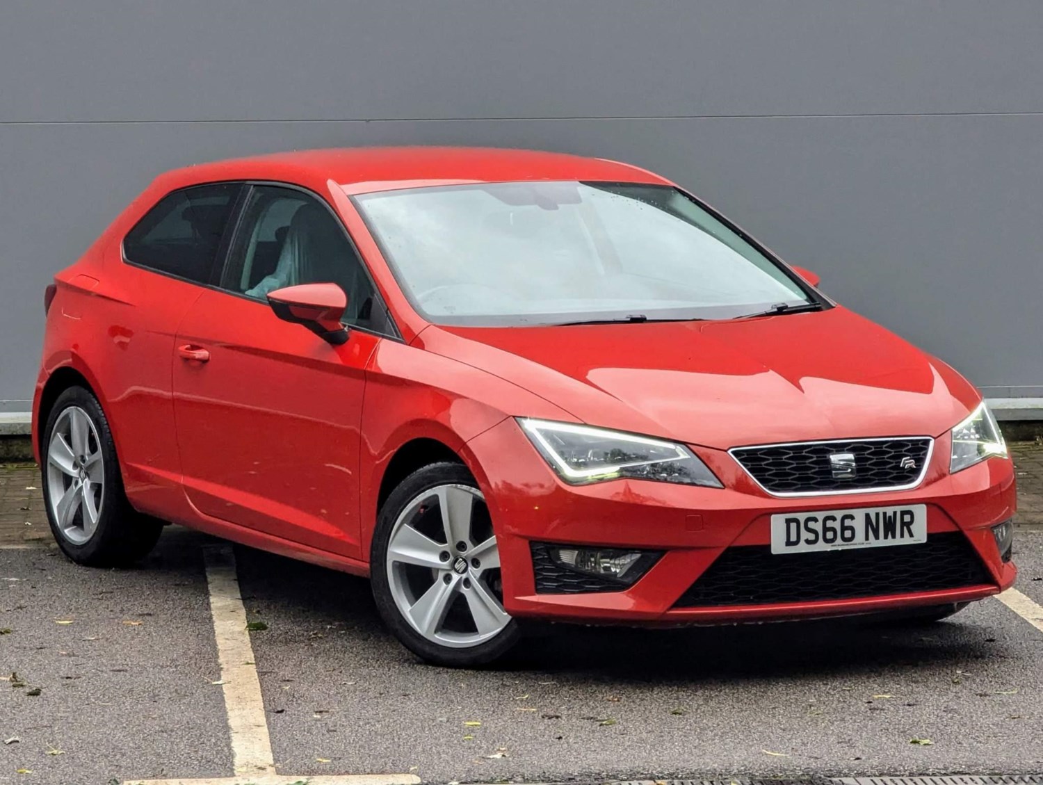 SEAT Leon Listing Image