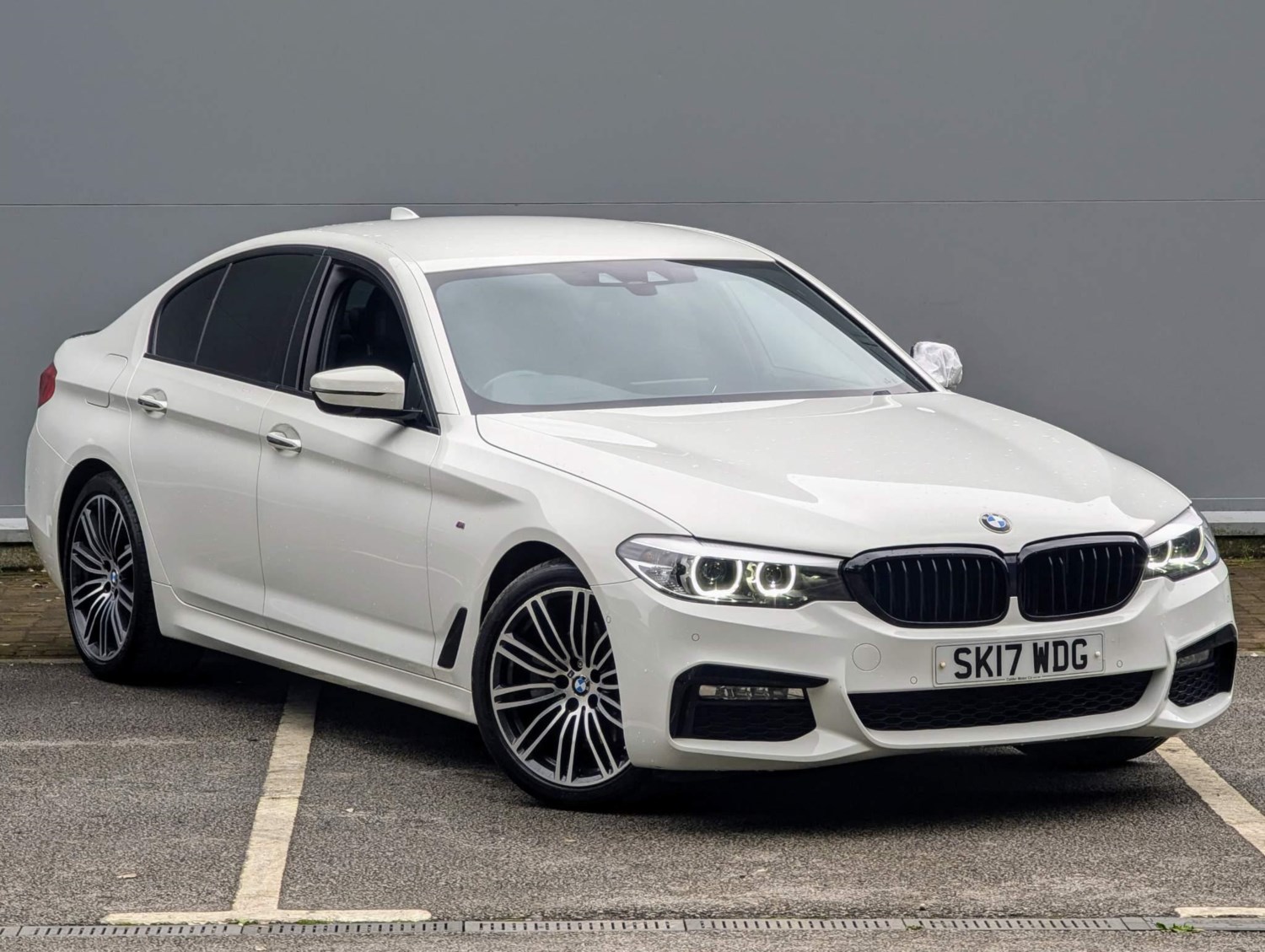 BMW 5 Series Listing Image