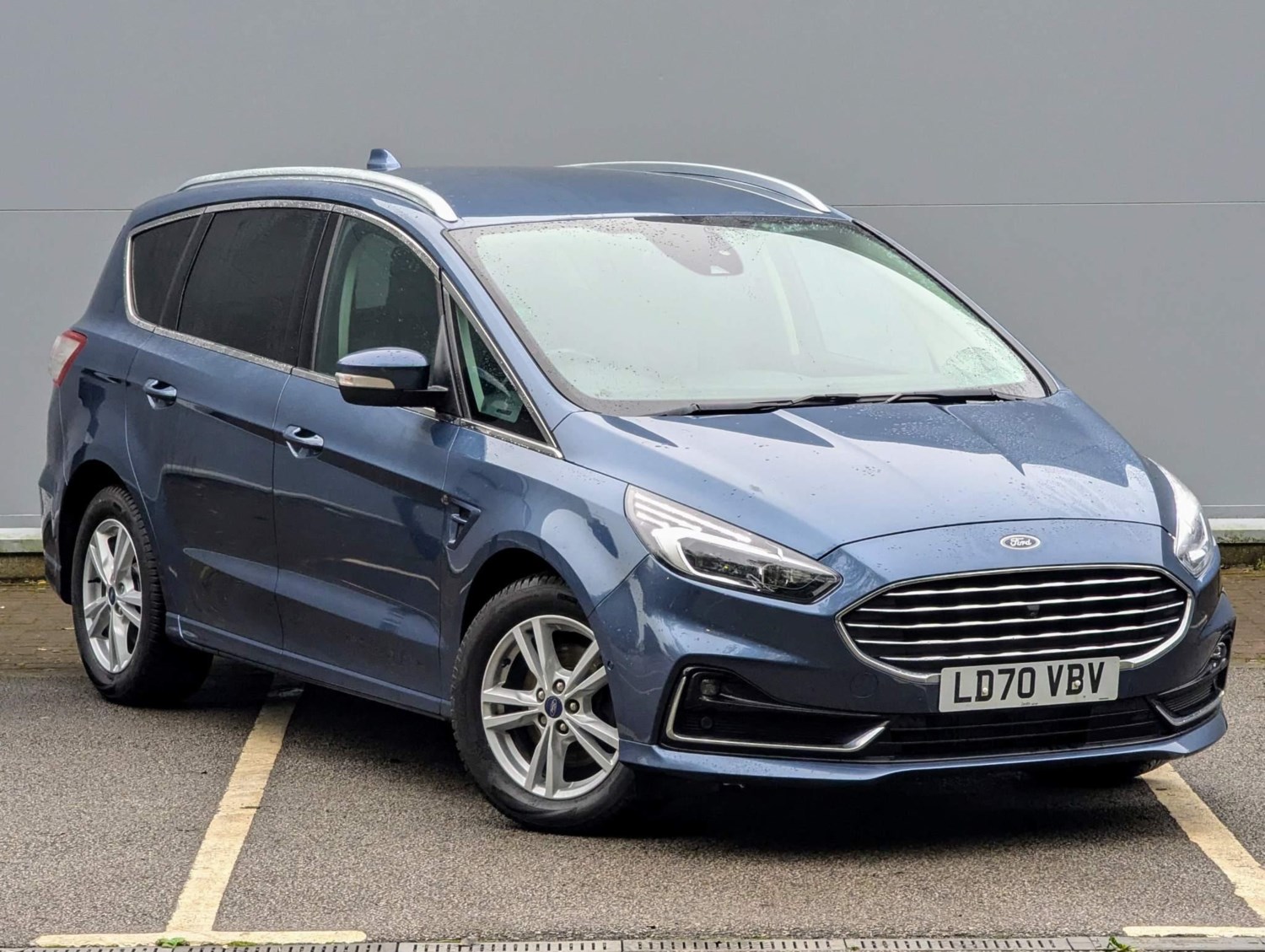 Ford S-Max Listing Image