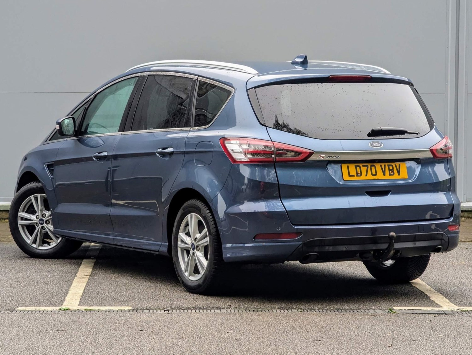 Ford S-Max Listing Image