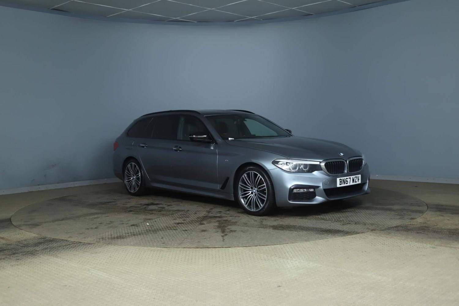 BMW 5 Series Listing Image