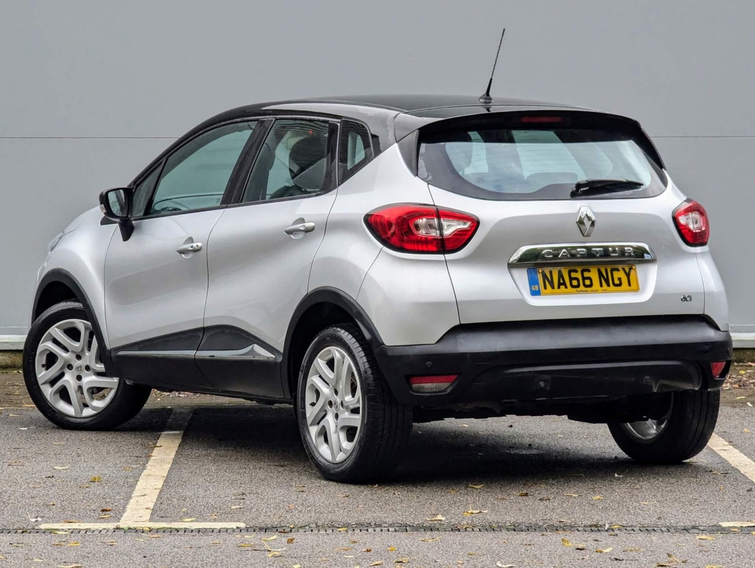 Renault Captur Listing Image