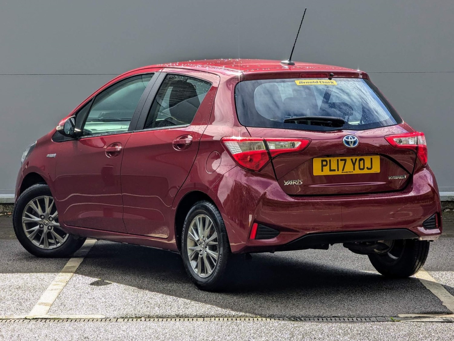 Toyota Yaris Listing Image