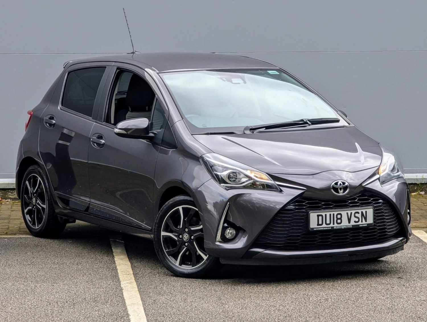 Toyota Yaris Listing Image