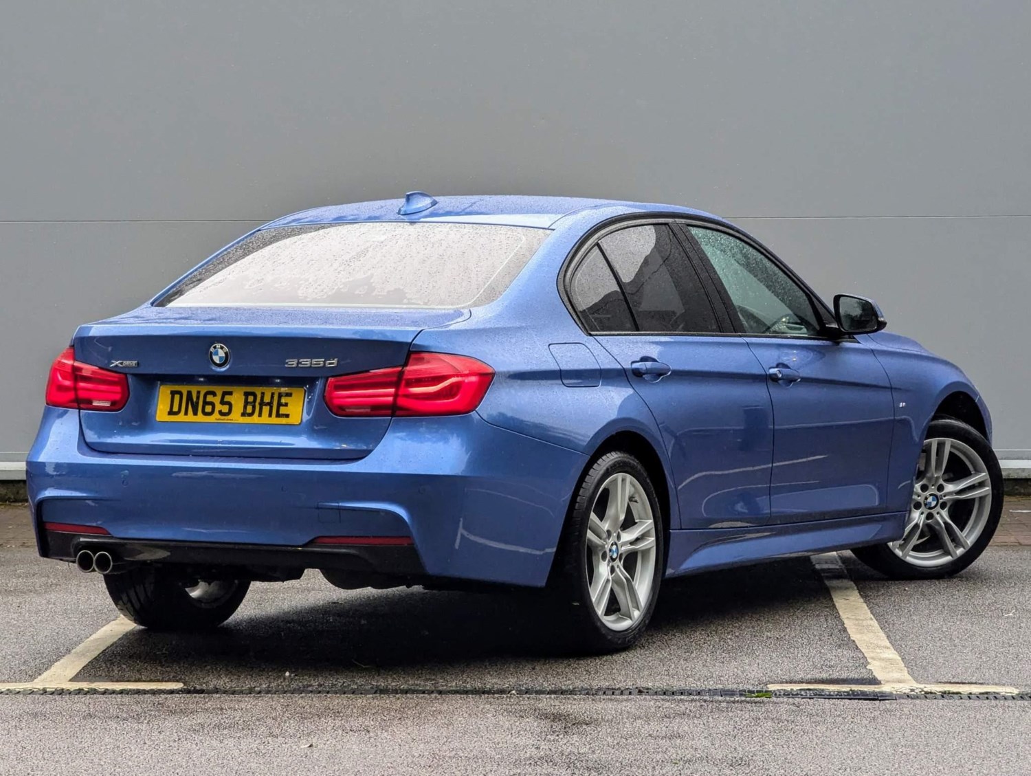 BMW 3 Series Listing Image