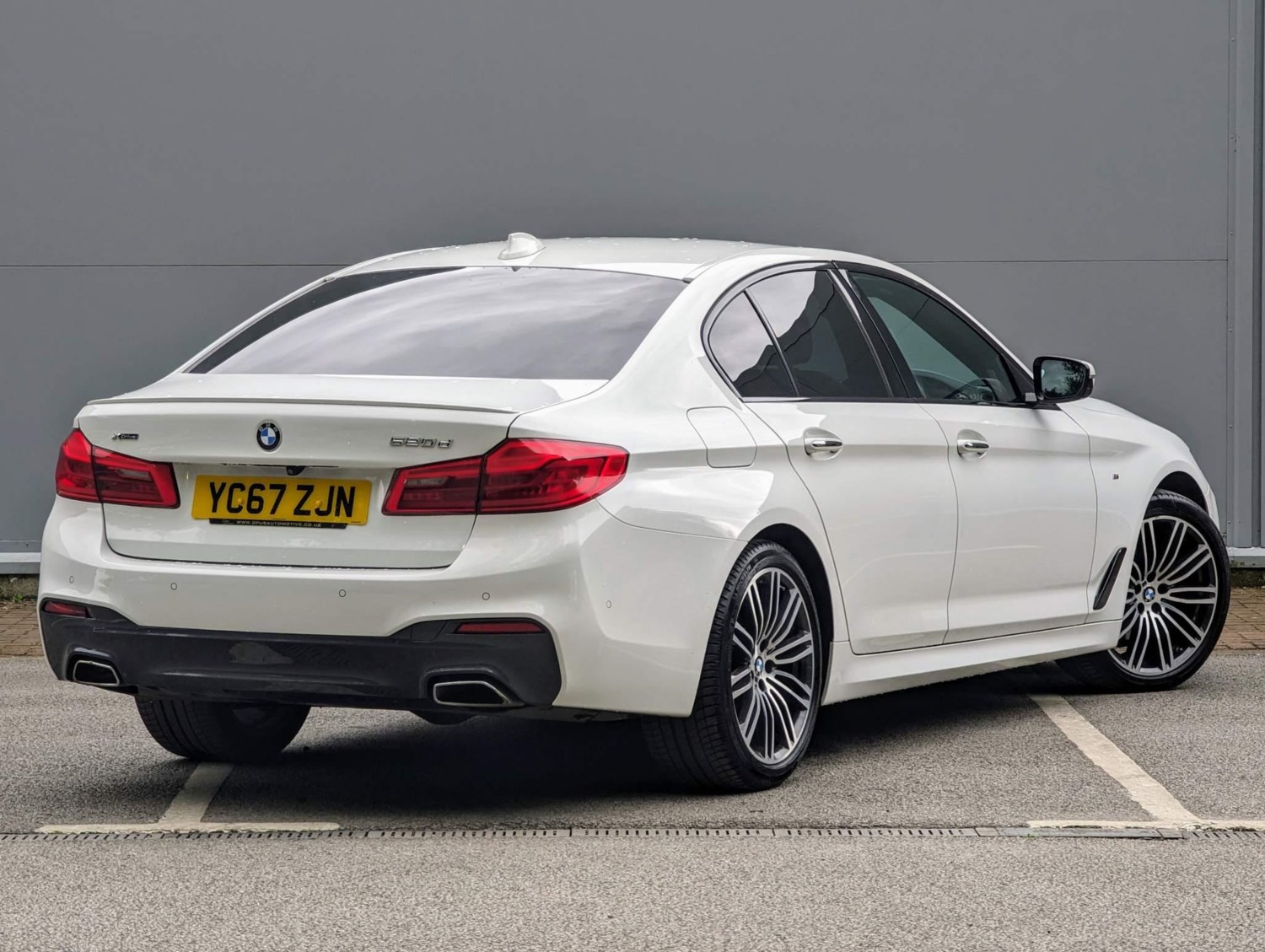 BMW 5 Series Listing Image