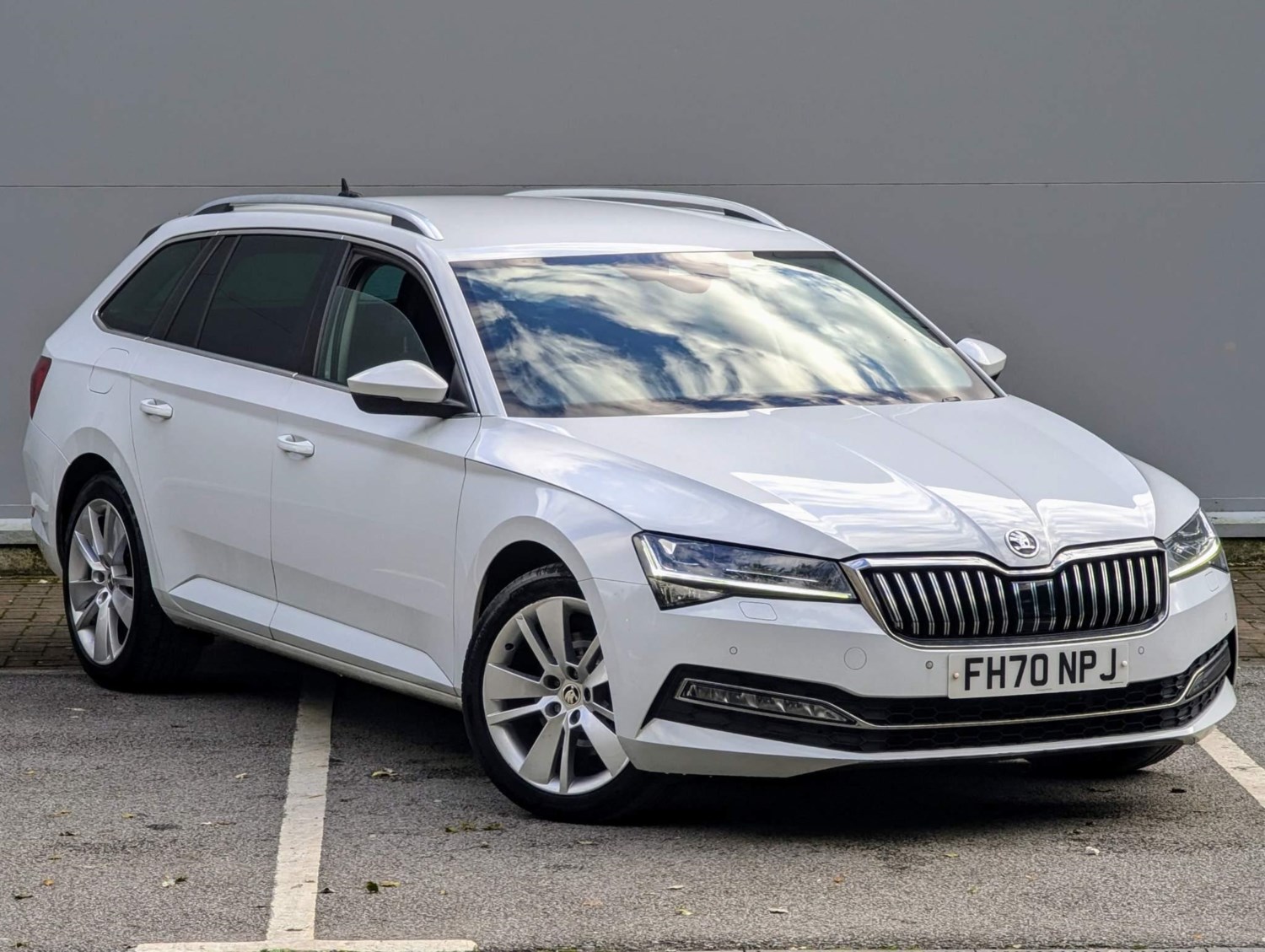 Skoda Superb Listing Image