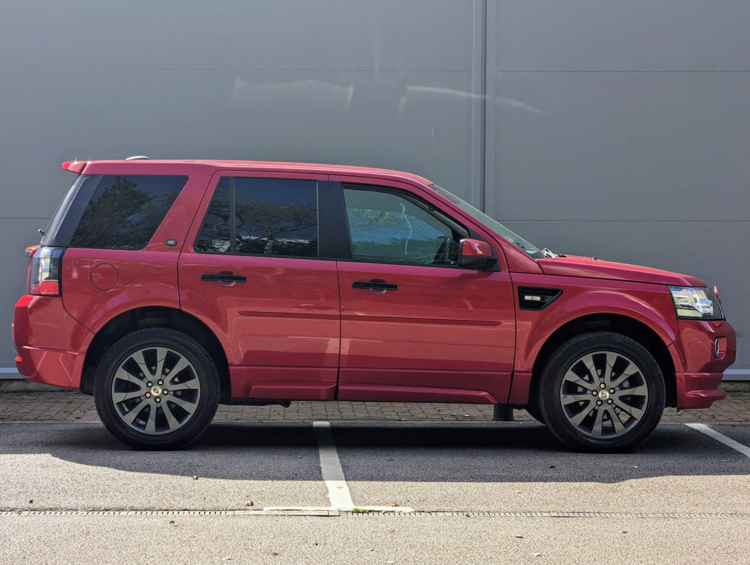 Land Rover Freelander 2 Listing Image