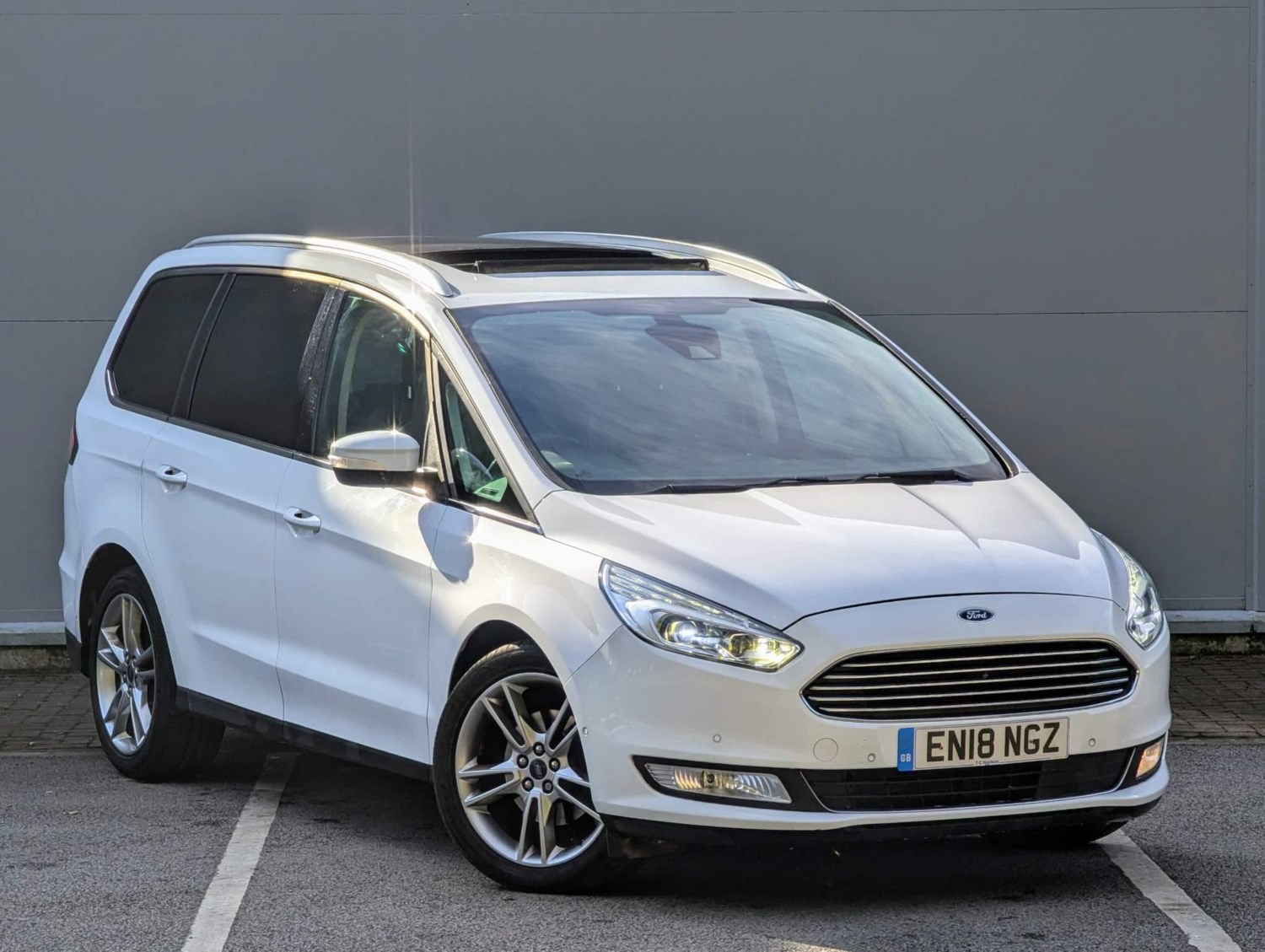 Ford Galaxy Listing Image