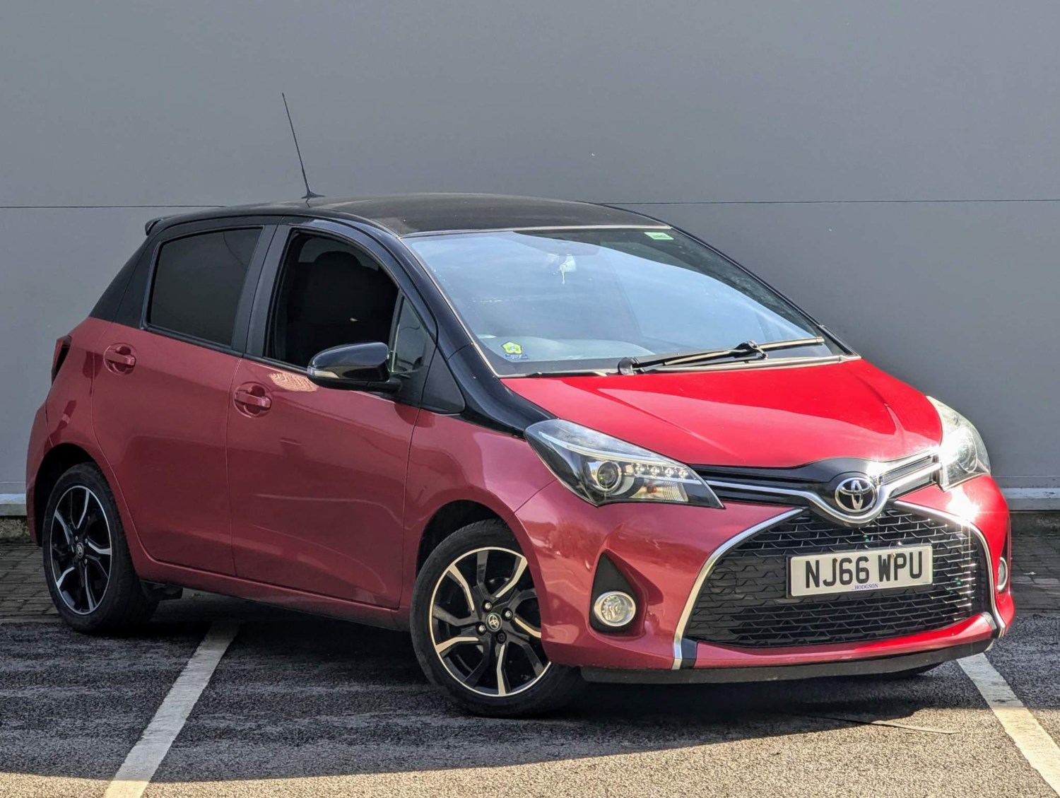 Toyota Yaris Listing Image