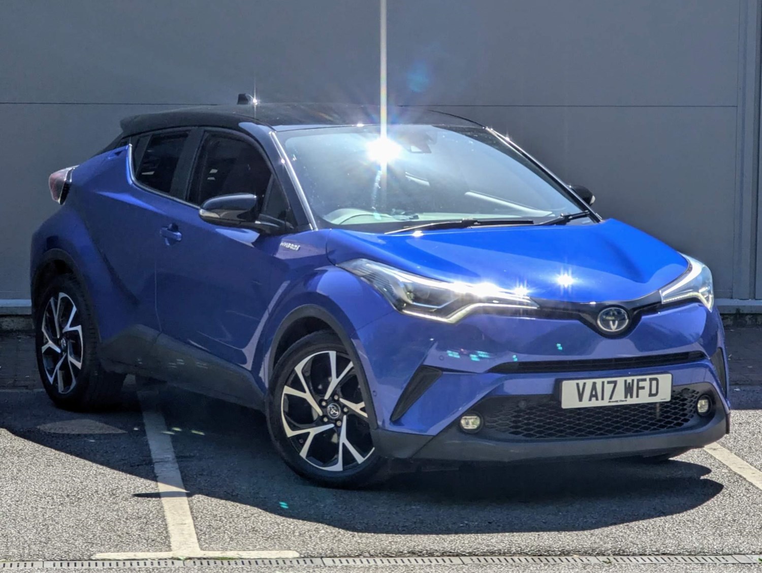 Toyota C-HR Listing Image