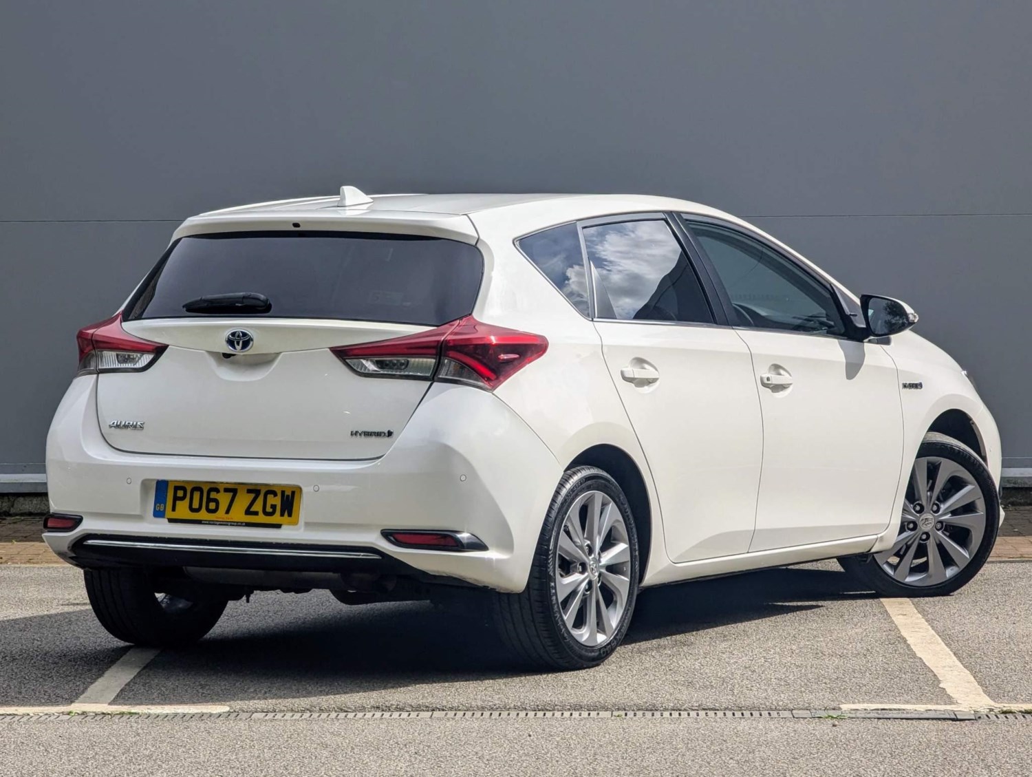 Toyota Auris Listing Image