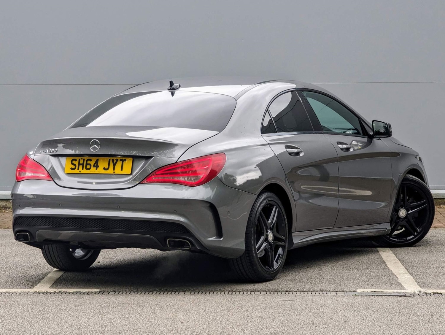 Mercedes-Benz CLA Listing Image