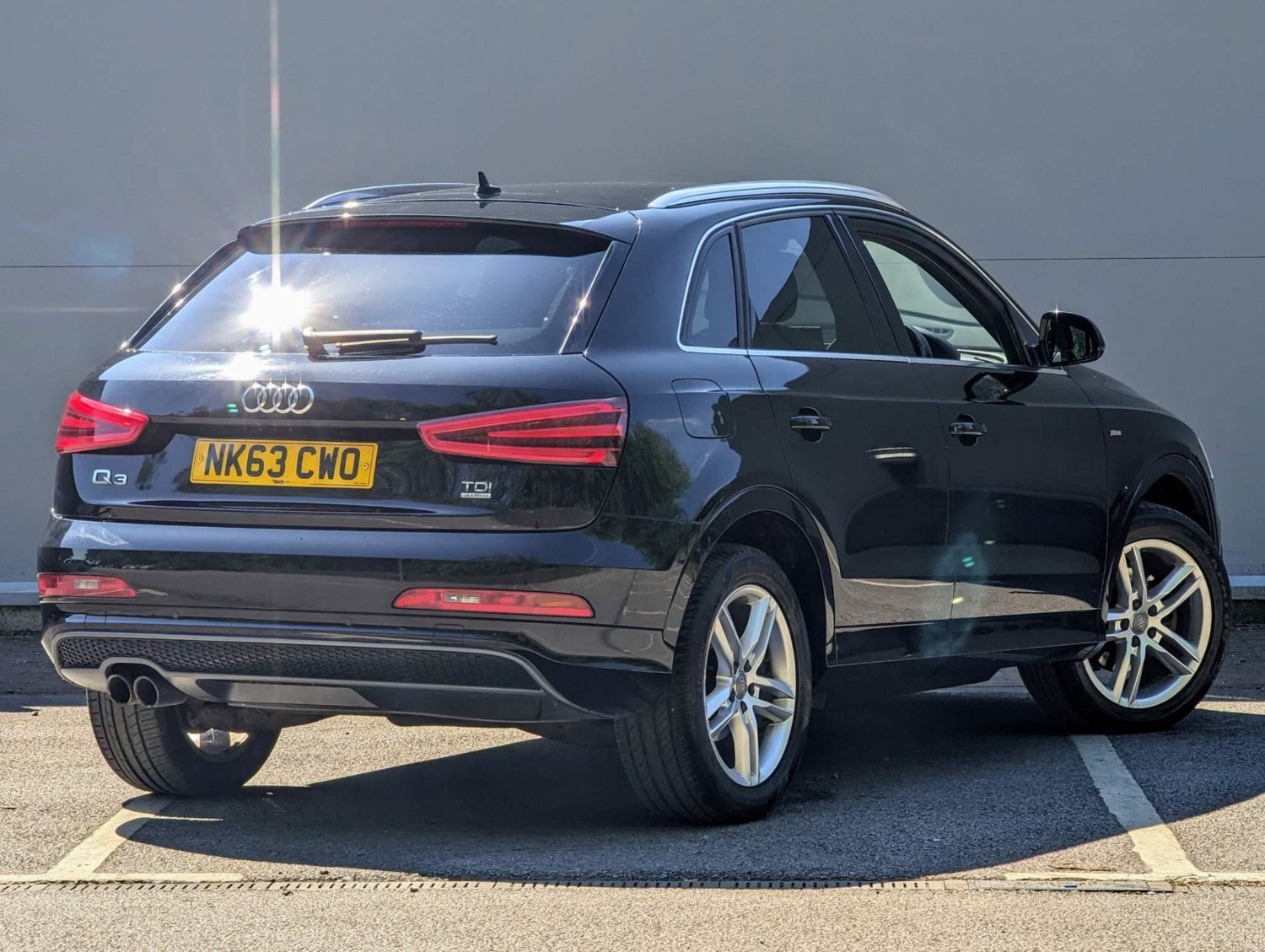 Audi Q3 Listing Image