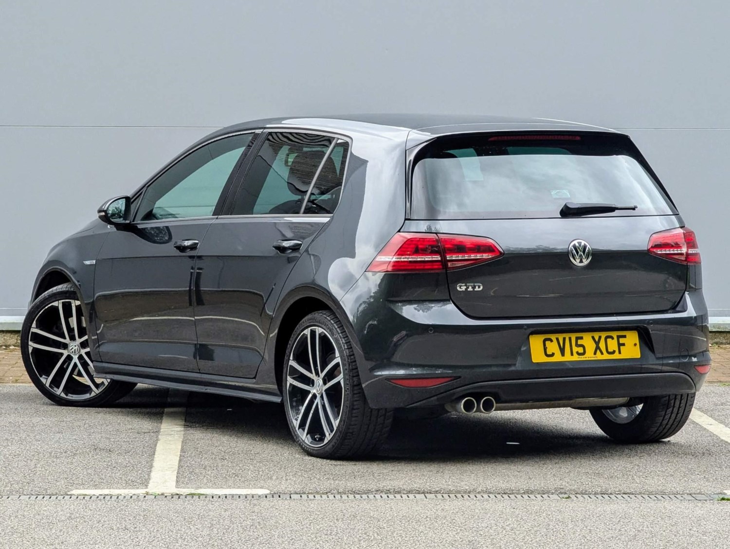 Volkswagen Golf Listing Image