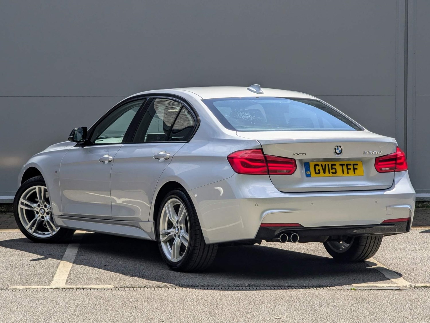 BMW 3 Series Listing Image