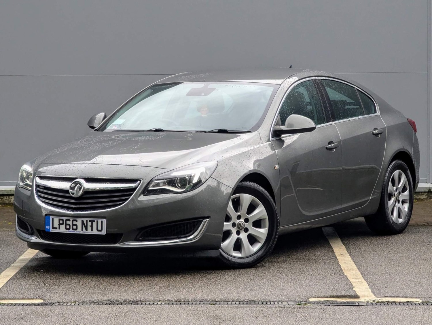 Vauxhall Insignia Listing Image