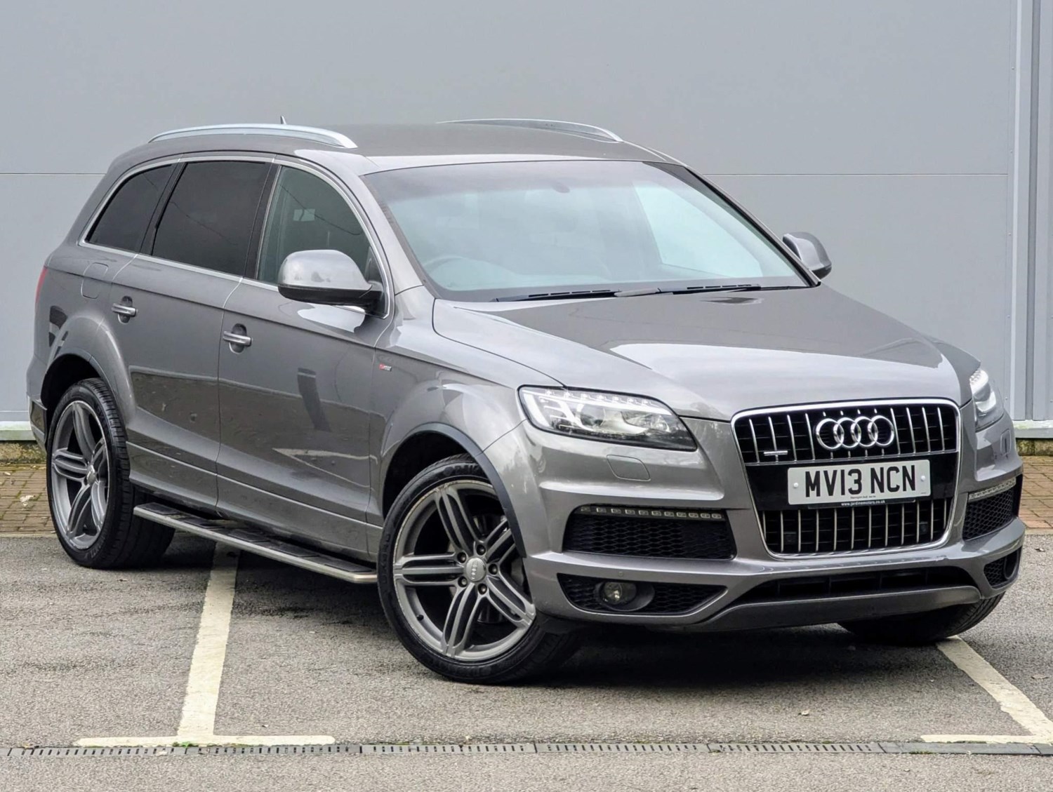 Audi Q7 Listing Image