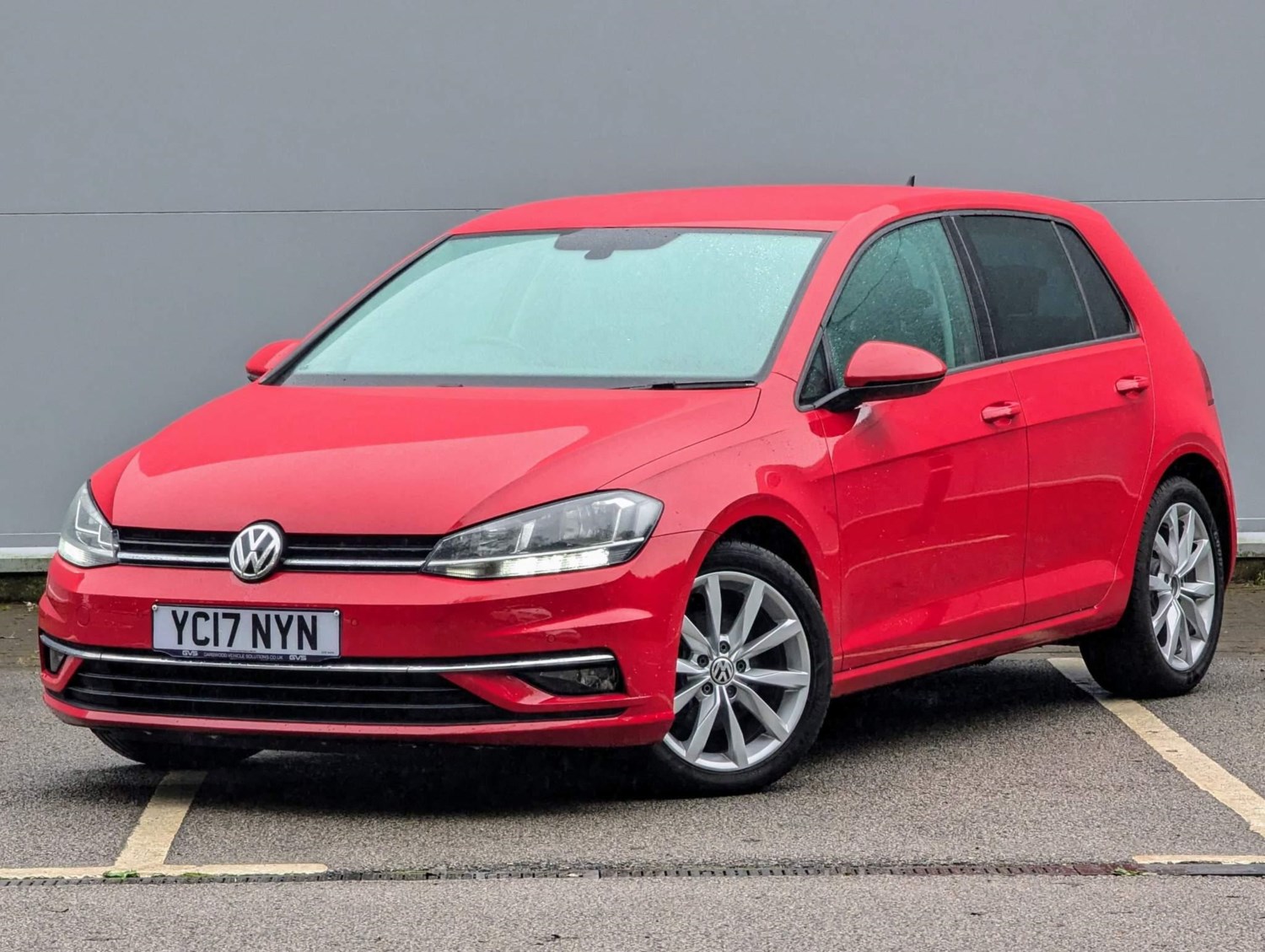 Volkswagen Golf Listing Image