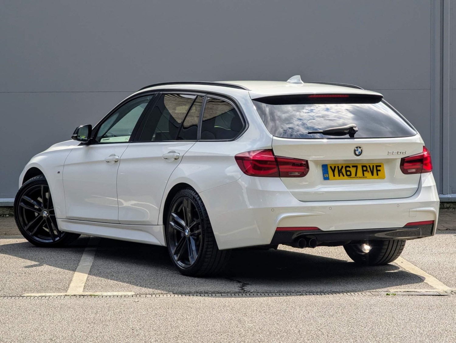 BMW 3 Series Listing Image