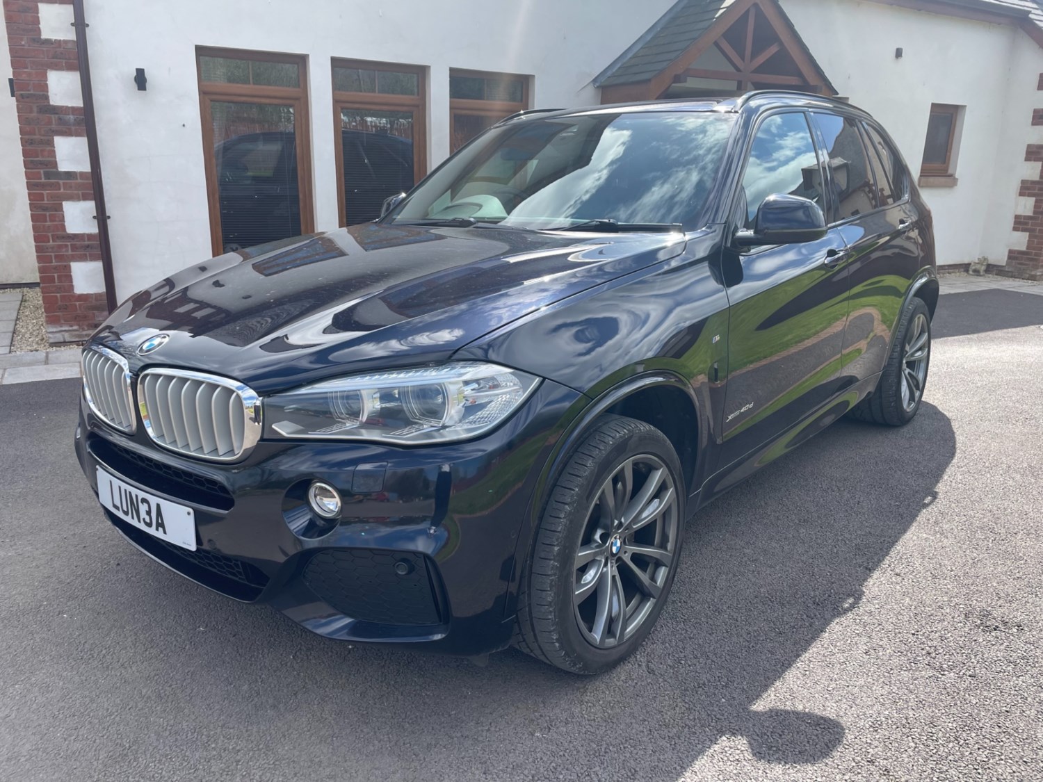 BMW X5 Listing Image