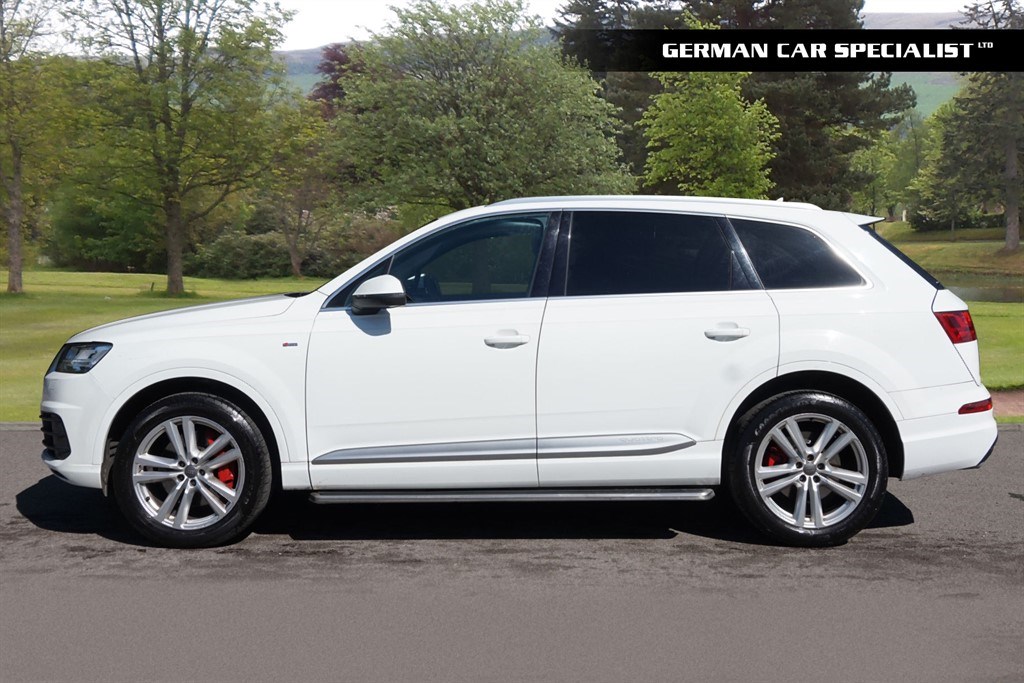 Audi Q7 Listing Image