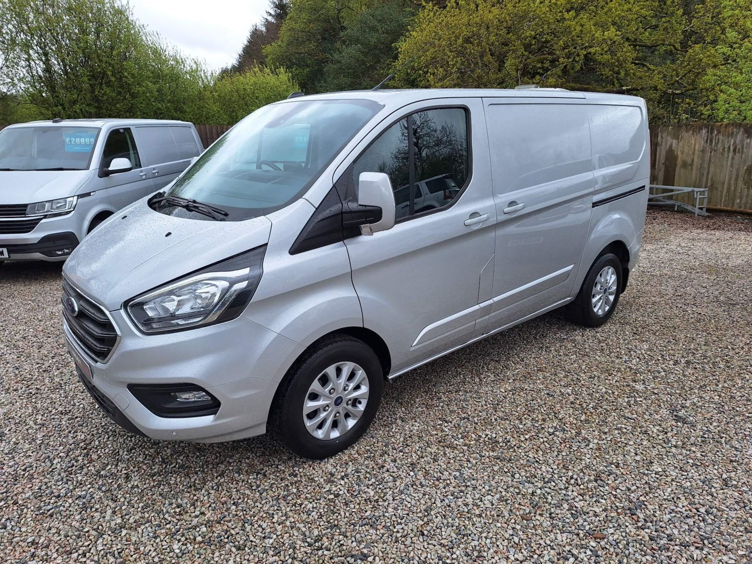 Ford Transit Custom Listing Image