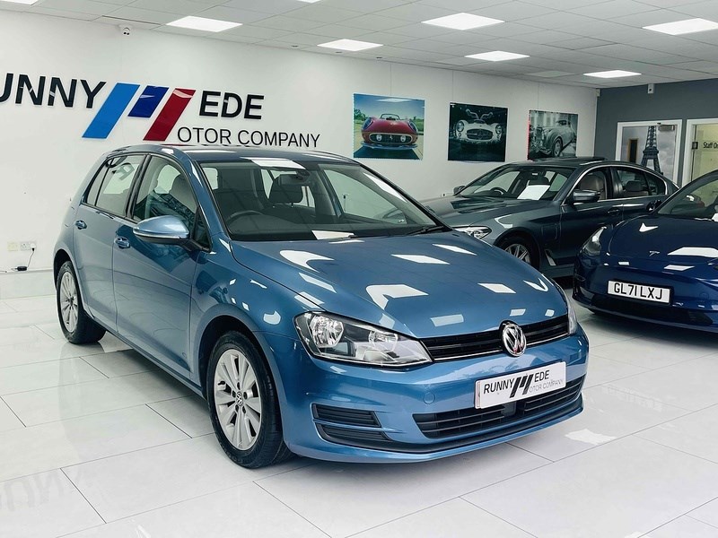 Volkswagen Golf Listing Image