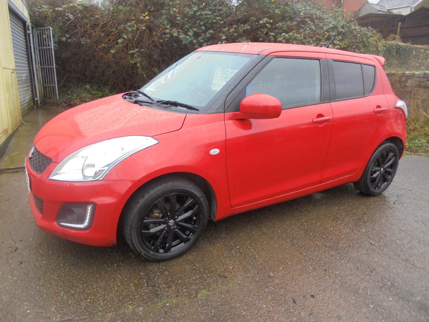 Suzuki Swift Listing Image