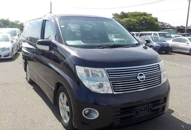 Nissan Elgrand Listing Image