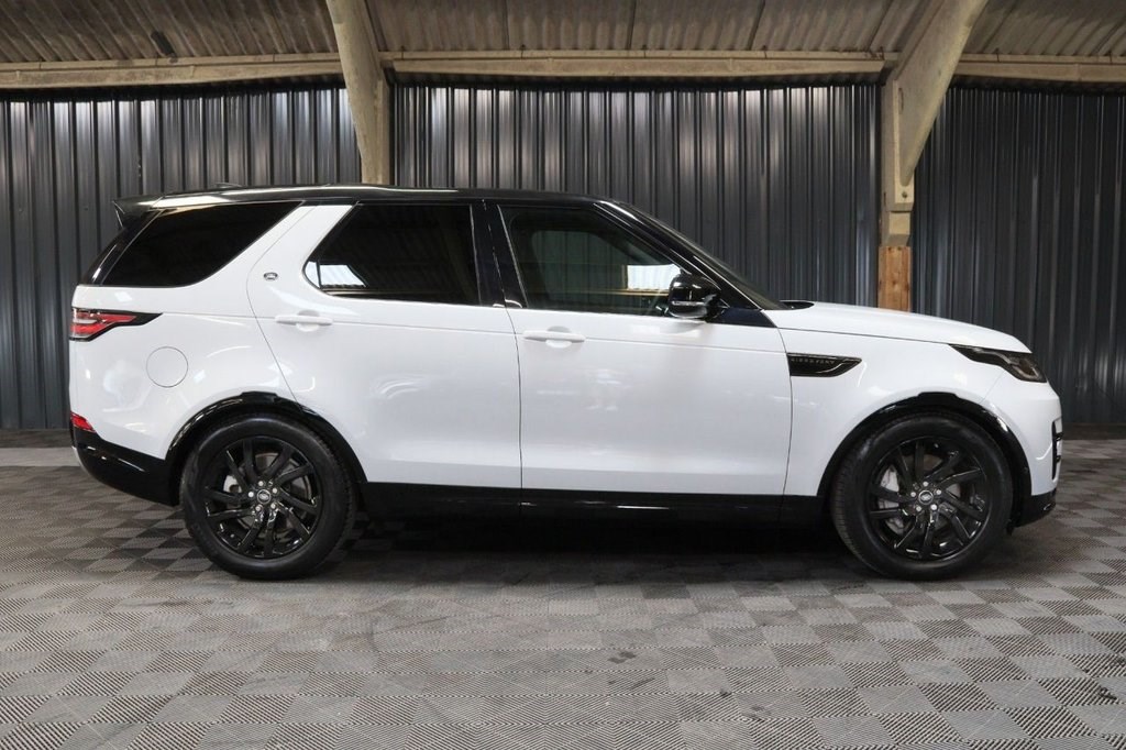 Land Rover Discovery Listing Image