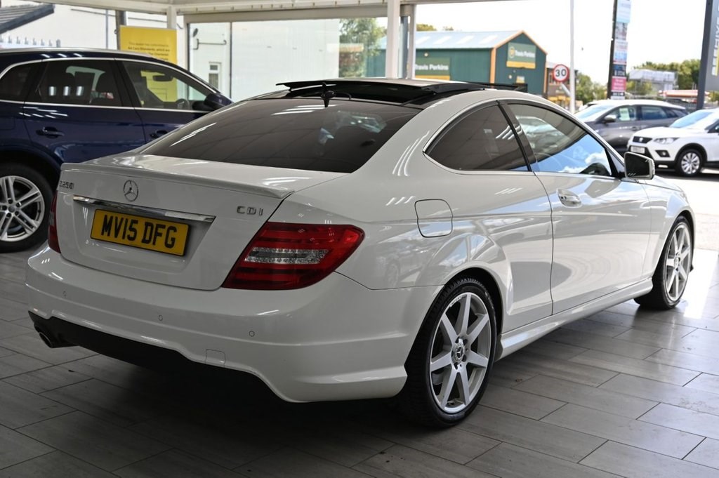 Mercedes-Benz C-Class Listing Image