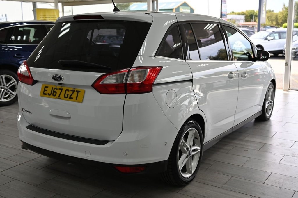 Ford Grand C-Max Listing Image