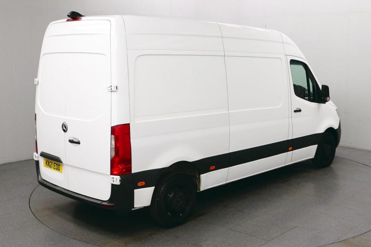 Mercedes-Benz Sprinter Listing Image