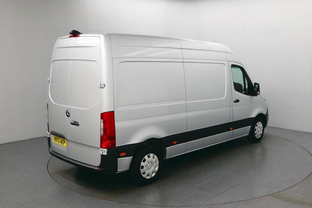 Mercedes-Benz Sprinter Listing Image